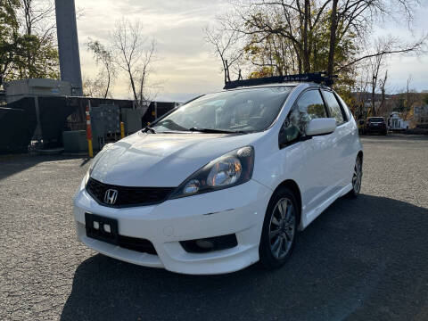 2013 Honda Fit for sale at Automarket inc in Carmel NY