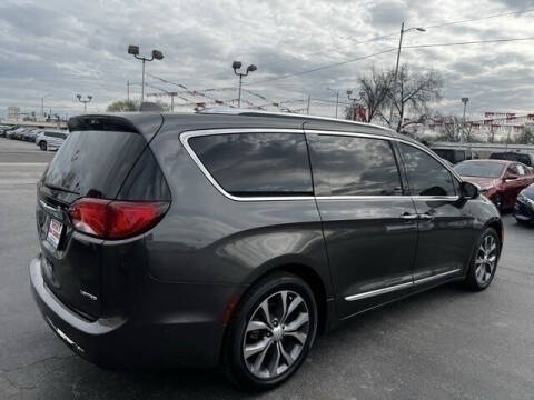 2017 Chrysler Pacifica Limited