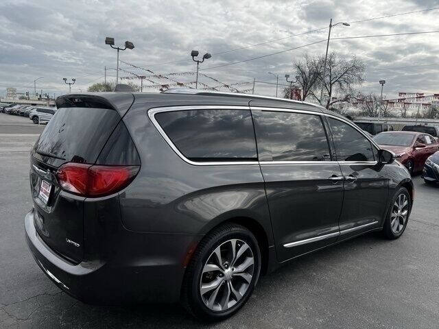 2017 Chrysler Pacifica Limited