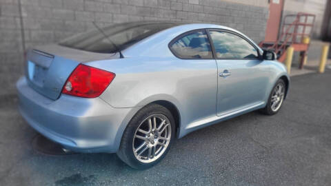 2005 Scion tC