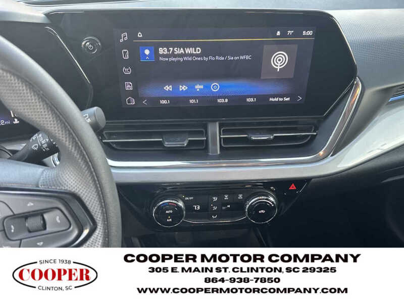 2025 Chevrolet Trax LT