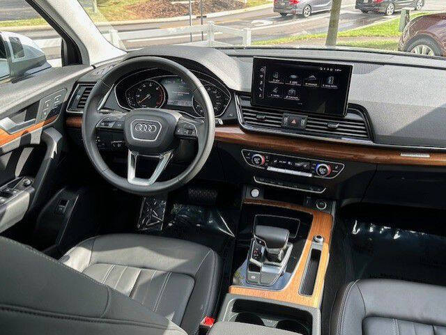 2023 Audi Q5 Premium photo 21