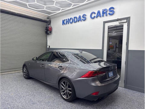2017 Lexus IS 200t