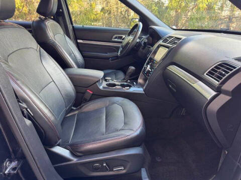 2018 Ford Explorer Sport