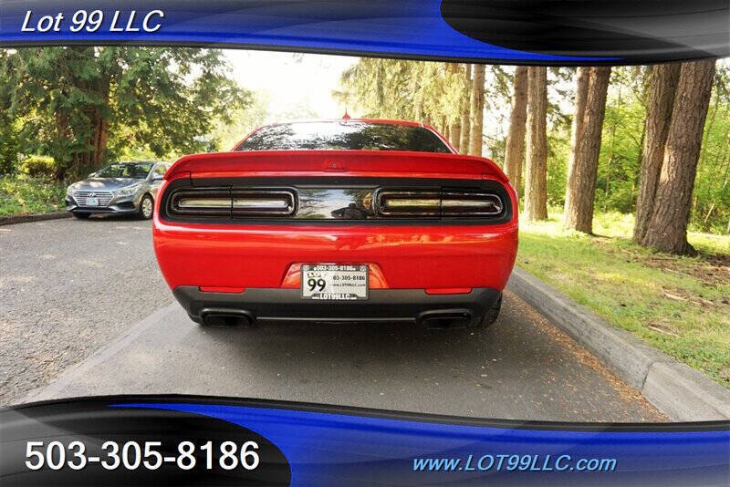 2015 Dodge Challenger SRT Hellcat