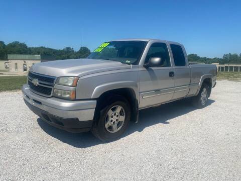 2006 Chevrolet Silverado 1500 for sale at Reliable Cars KC LLC in Independence MO