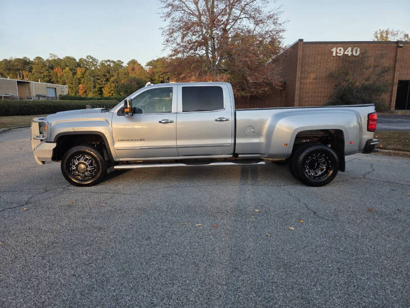 2017 GMC Sierra 3500HD Denali