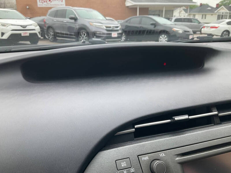2015 Toyota Prius Three