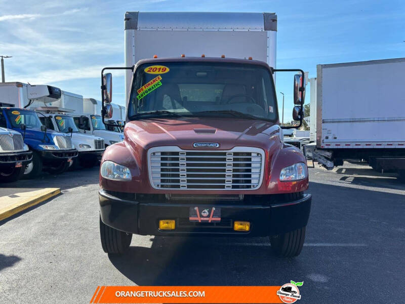 2019 Freightliner M2 106