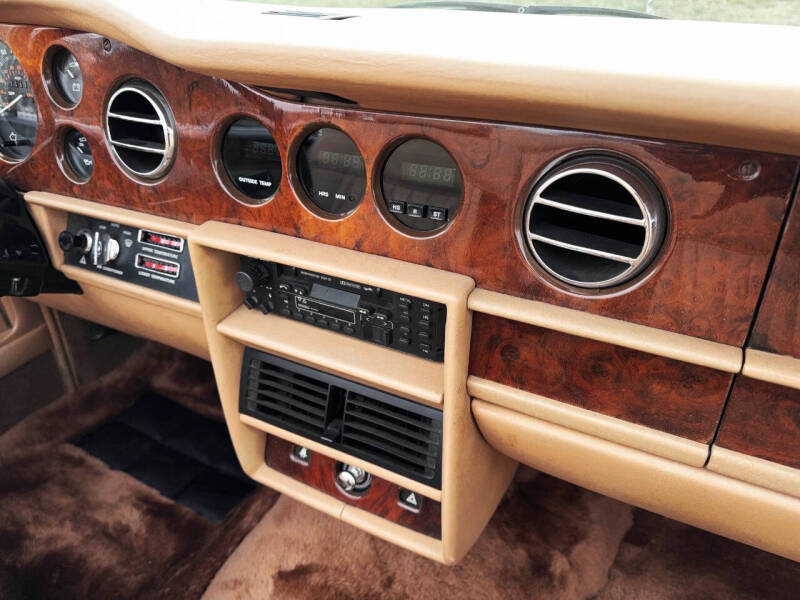 1985 Rolls-Royce Corniche