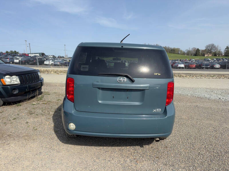 2008 Scion xB