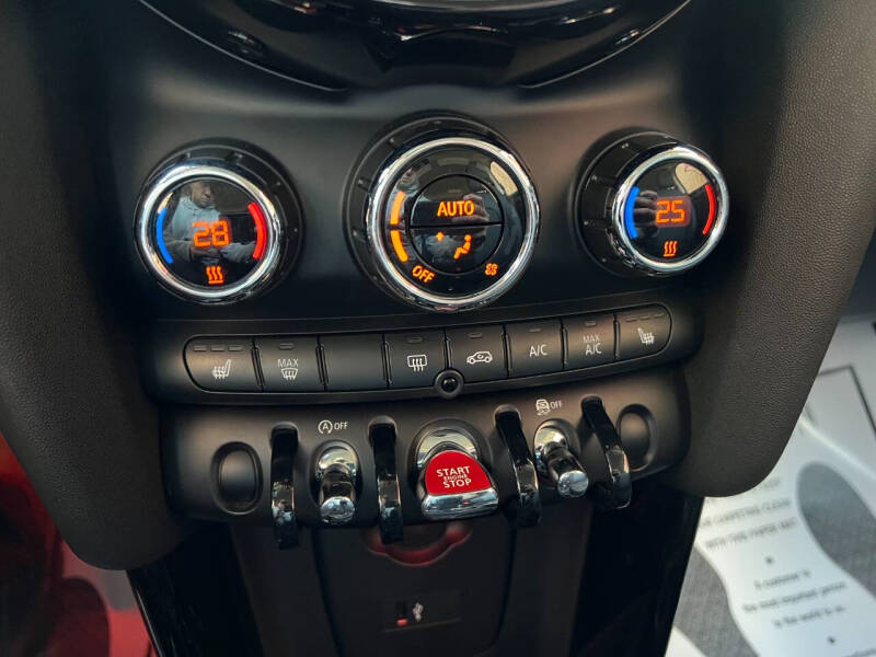 2022 MINI Hardtop 2 Door Oxford Edition