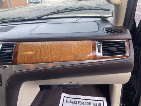 2013 Cadillac Escalade Platinum Edition