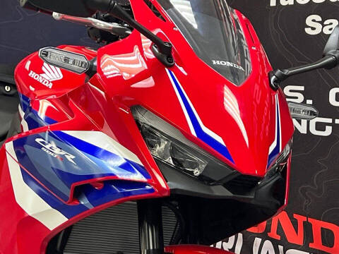 2025 Honda CBR500R ABS