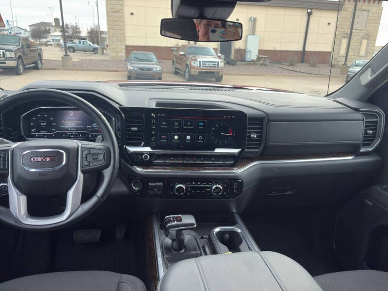 2023 GMC Sierra 1500