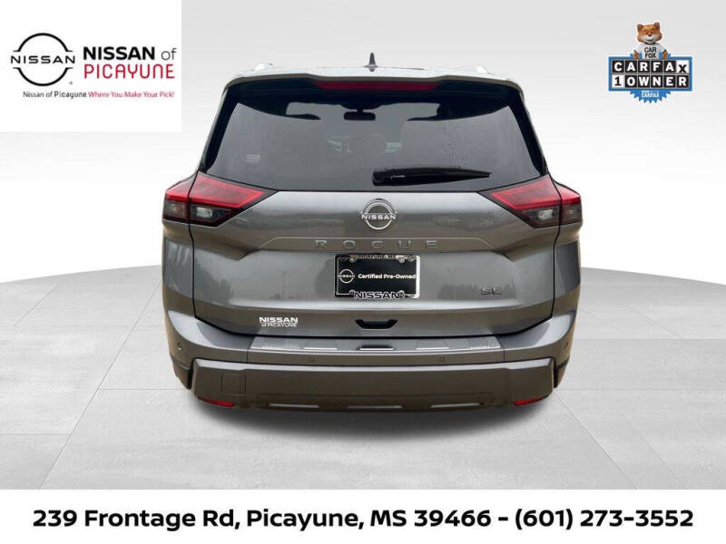 2025 Nissan Rogue SL
