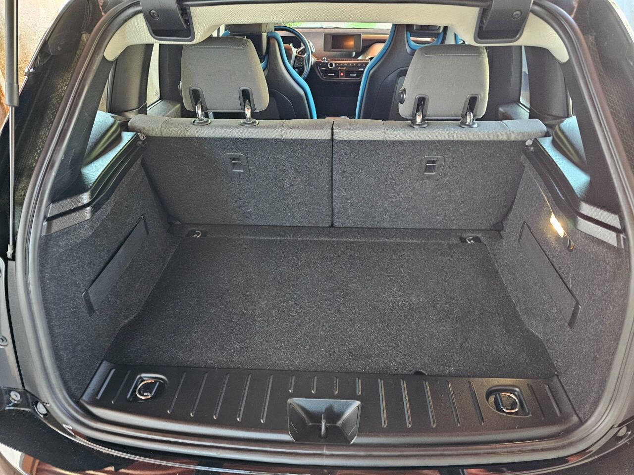 2017 BMW i3 34