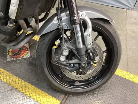 2016 Yamaha XSR900™