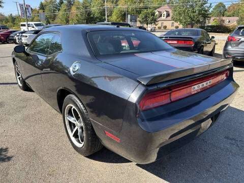 2010 Dodge Challenger SE