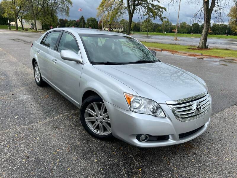2010 Toyota Avalon for sale at Raptor Motors in Chicago IL
