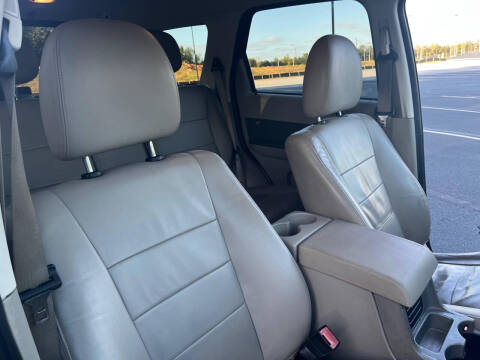 2011 Ford Escape XLT