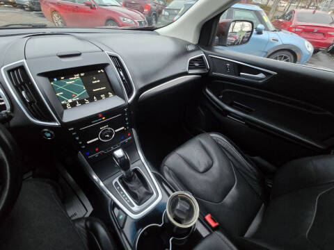 2016 Ford Edge Titanium