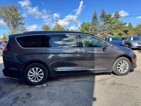 2019 Chrysler Pacifica Touring L