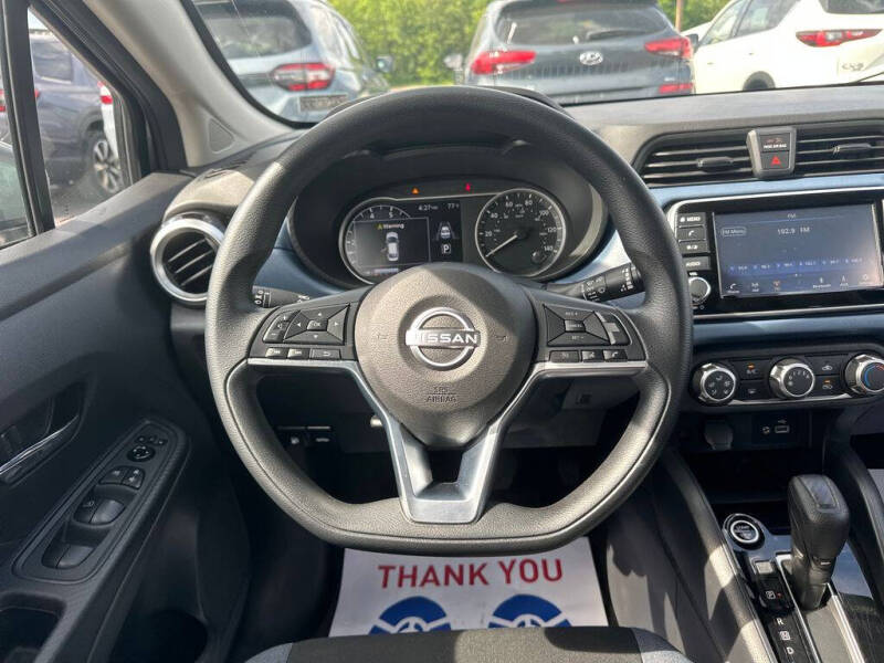2025 Nissan Versa SV