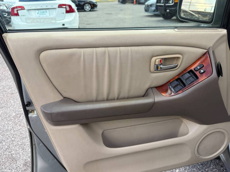 2003 Lexus RX 300