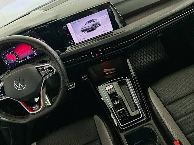 2024 Volkswagen Golf GTI Autobahn
