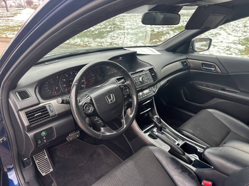 2017 Honda Accord Sport w/Honda Sensing