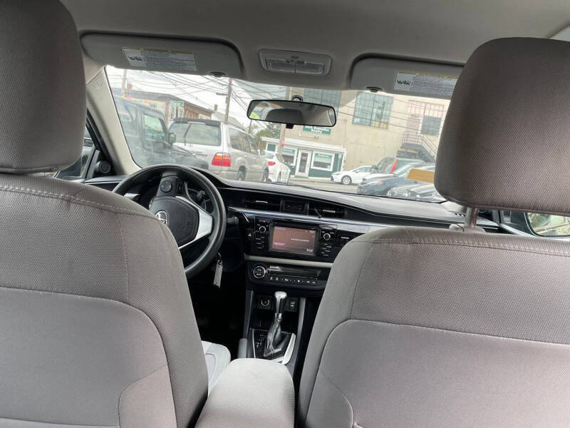 2016 Toyota Corolla LE