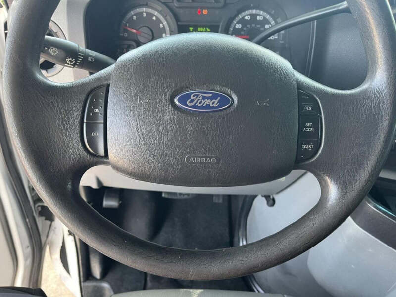 2012 Ford E-Series