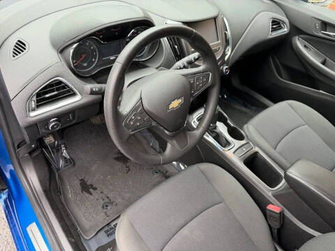 2017 Chevrolet Cruze LT Auto