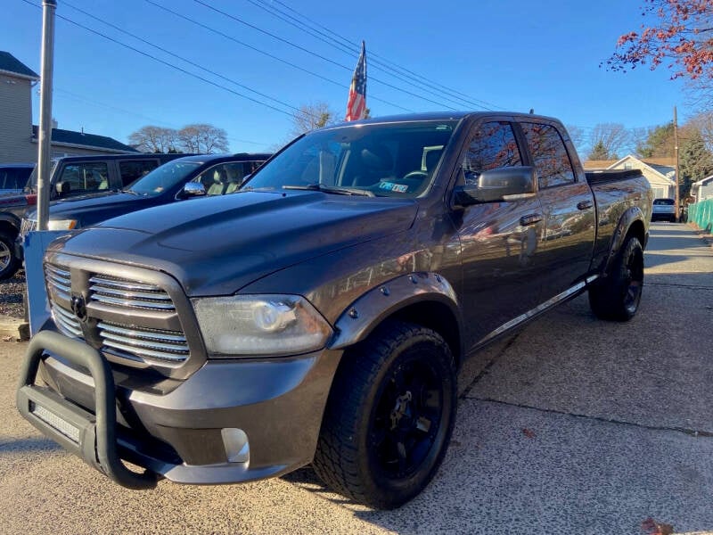 2014 RAM Ram 1500 Pickup Sport photo 2