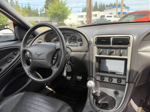 2003 Ford Mustang Mach 1 Premium