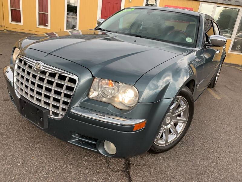 2005 Chrysler 300 for sale at Superior Auto Sales, LLC in Wheat Ridge CO