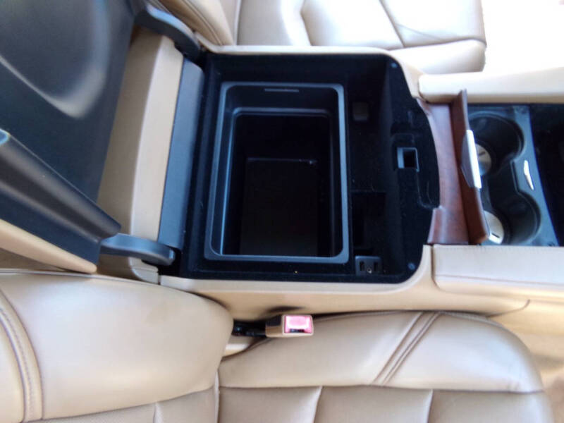 2016 Cadillac Escalade ESV Platinum