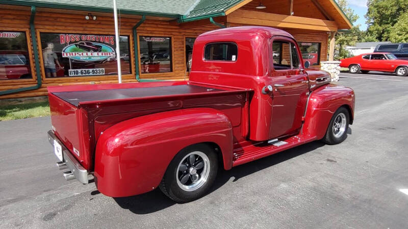 1948 Ford F-1