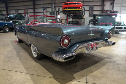 1957 Ford Thunderbird