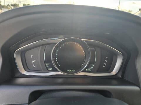 2016 Volvo XC60 T5 Drive-E Premier