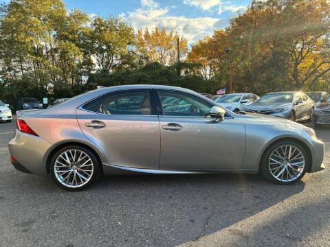 2016 Lexus IS 300