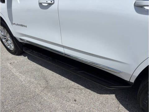 2022 GMC Yukon SLT