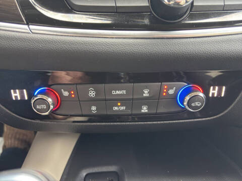 2018 Buick Enclave Essence