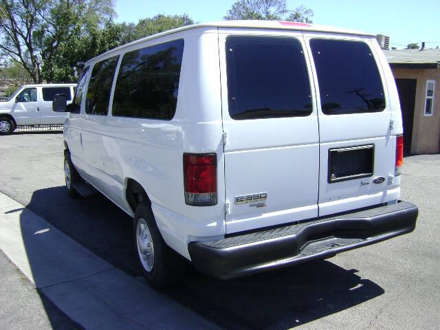 2011 Ford E-Series E-350 SD XL