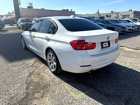 2015 BMW 3 Series 320i