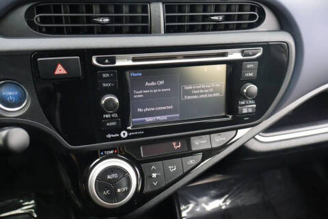 2015 Toyota Prius c Three