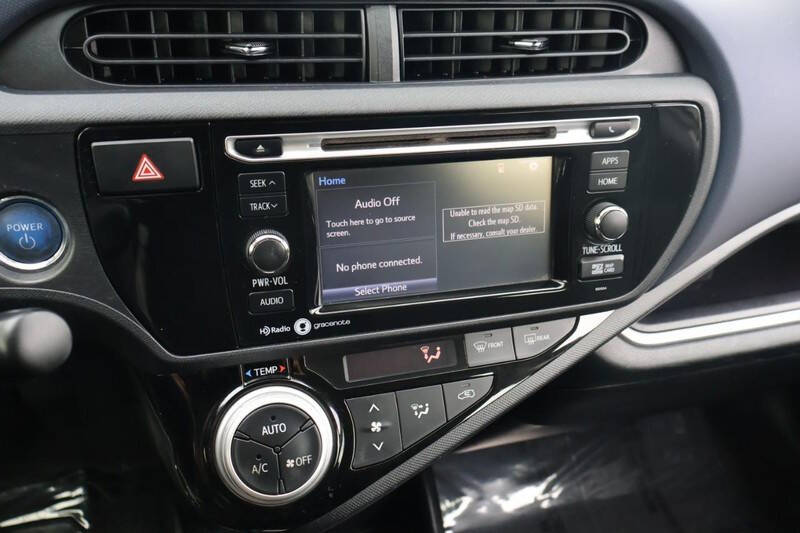 2015 Toyota Prius c Three