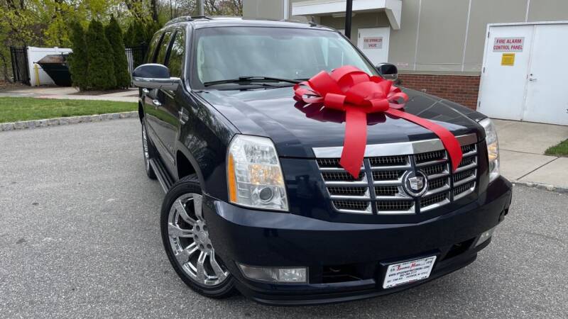 2007 Cadillac Escalade for sale at Speedway Motors in Paterson NJ