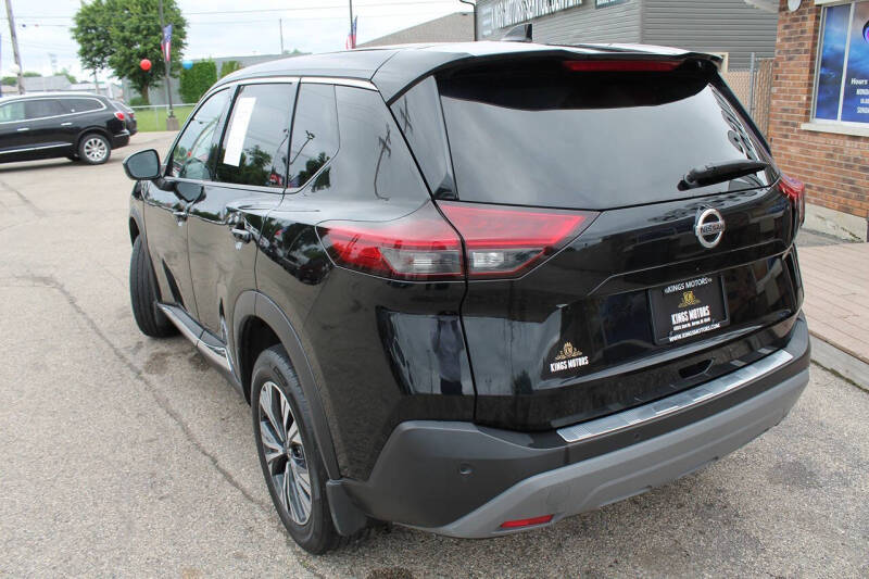 2021 Nissan Rogue SV